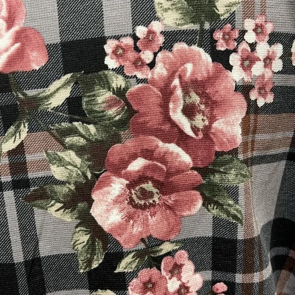 🌟PRICE REDUCED🌟FLORAL 💐PLAID Pink Black Faux Leather 3/4 Sleeve Top SIDE TIE - Picture 10 of 12